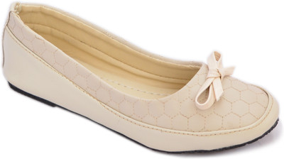 

Myra Party wear Bellies For Women(White), Cream