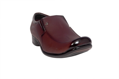 

Studio 9 Mild Slip On Shoes For Men(Brown