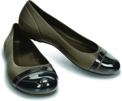 

Crocs Cap Toe Flat Casuals For Women(Green, Brown