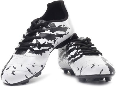 

Terravulc Mess-1 Football Shoes For Men(Black, White)