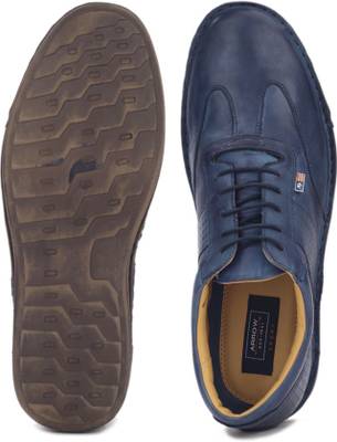 Arrow Sneakers