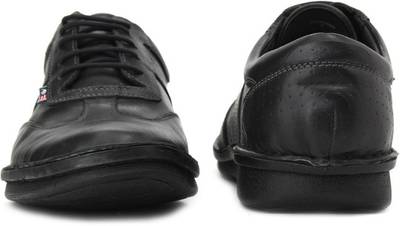 Arrow Sneakers