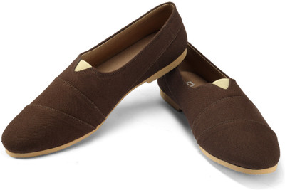 

FUNK Ress Brown Canvas Shoes For Men(Brown)