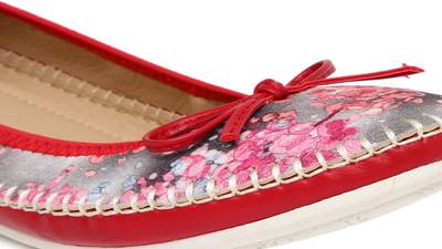 Addons Addons Floral Print Flat Ballets Bellies