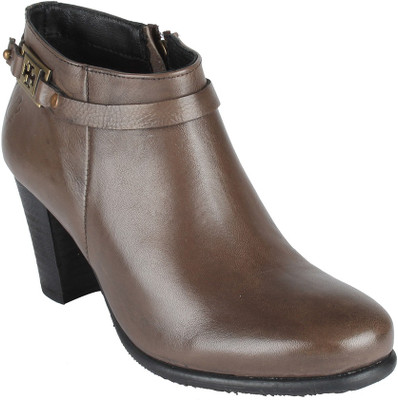 Salt N Pepper 14-656 SEAL Boots For Women(Brown