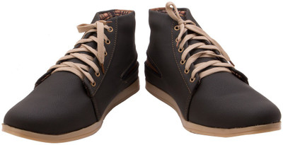 

FBT Casual Shoes For Men(Brown), Green