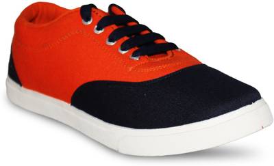 SCATCHITE Sneakers