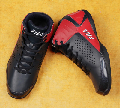 

Fila CONVERSION Basket Ball Shoes For Men(Multicolor, Pea/rd