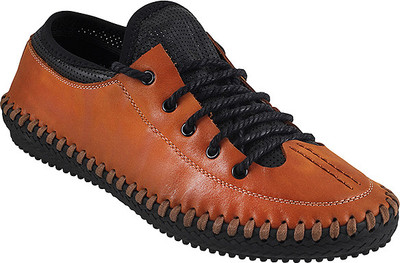 

Metro Davinchi Casuals For Men(Tan, 23;tan