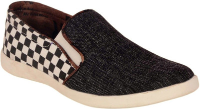 

Walkalite Loafers For Men(Black)