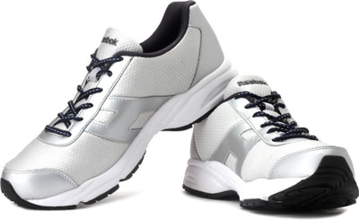 

REEBOK Tech Run Lp Running Shoes For Men(Navy, Silver, Silver;navy;white