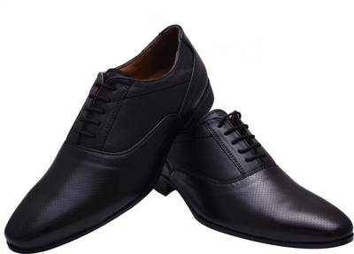 Hirel's Black Oxford Lace Up Shoes