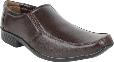 

Aero Corporate Edition Slip On For Men(Brown)
