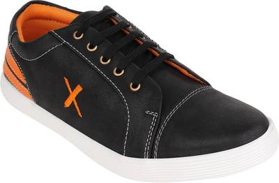 iZor Casuals, Sneakers