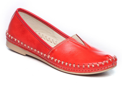 

Pavers England Girls, Red