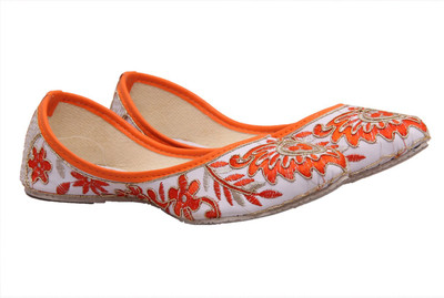 

Fashbeat Jutis For Women(Orange