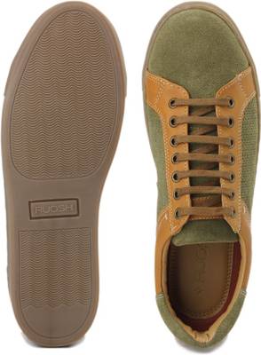 Ruosh Sneaker