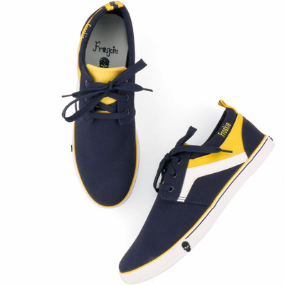

Froskie Sneakers For Men(Multicolor, Black