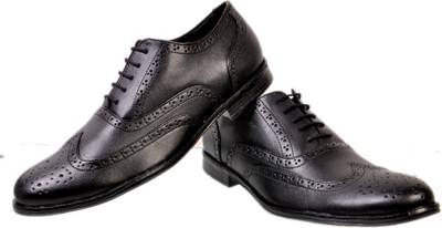 Hirel's Lace Up Shoes