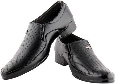 

Knight Ace 3924 Slip On For Men(Black