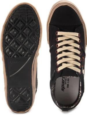 Sparx Sneakers