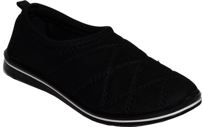 

Steelwood Casual Shoes For Women(Black