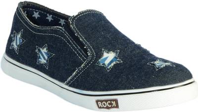 Aadi Sneakers