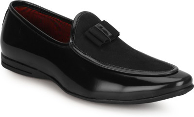 

Escaro Loafers For Men(Black
