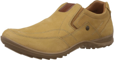 

Woodland Men Outdoor Shoes For Men(Olive, Camel