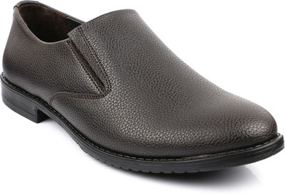

Escaro Slip On For Men(Brown