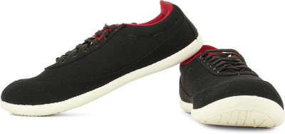 

Globalite Apollo Sneakers For Men(Black, Red)