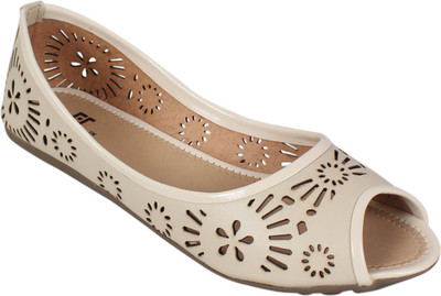

Footshez Bellies For Women(Beige, Cream