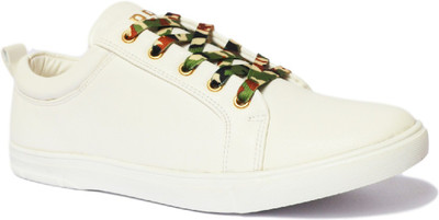 

DOC Martin White War Sneakers Sneakers For Men(Multicolor
