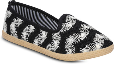 

Get Glamr Casuals For Women(Black