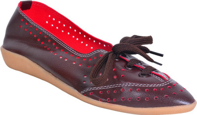 

Footrendz Gripped Casuals For Women(Brown