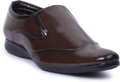 Baaj Slip On
