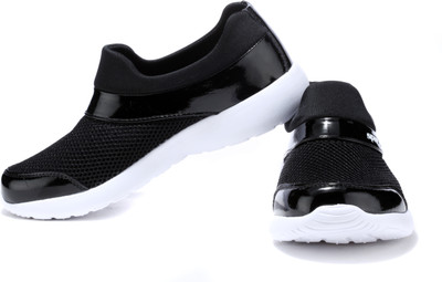 

Sparx 89 Running Shoes For Women(Multicolor, Blackwhite