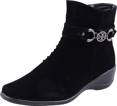 

Adorn Latest Fashion Boots For Women(Black