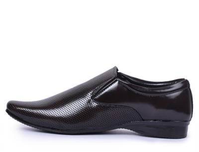 Baaj Slip On