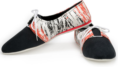 

FUNK Kan Black and Red Canvas Shoes For Men(Black, Red, White)