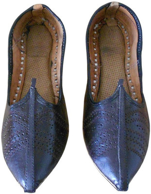 

Kalra Creations Mojaris For Men(Brown