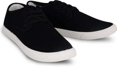 Navchetan Sneakers