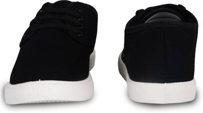 Navchetan Sneakers