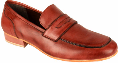 

Salt N Pepper 14-126 Blade Wine Casuals Shoes For Men(Maroon