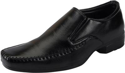 Bata Slip On