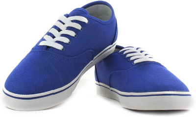 

United Colors of Benetton Men Sneakers For Men(Blue), 902