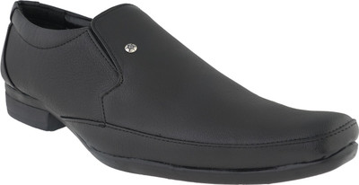 

Ezywear Slip On For Men(Black