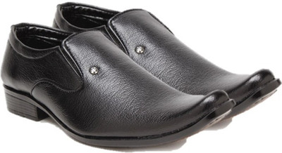 11% OFF on Foot n Style Fs166 Slip On Shoes For Men(Black)