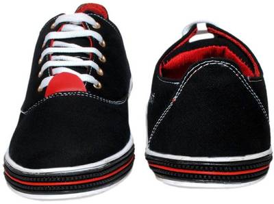 Blackwood Sneakers