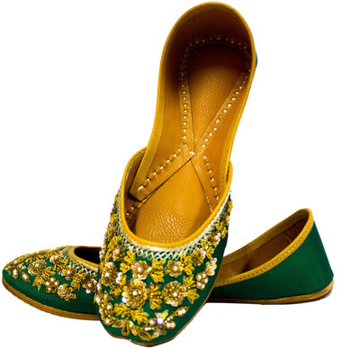 

Coral Haze Jutis For Women(Green